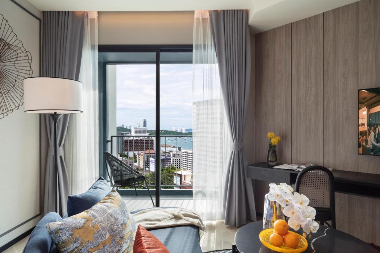 Somerset Патая Екстериор снимка Deluxe Ocean View