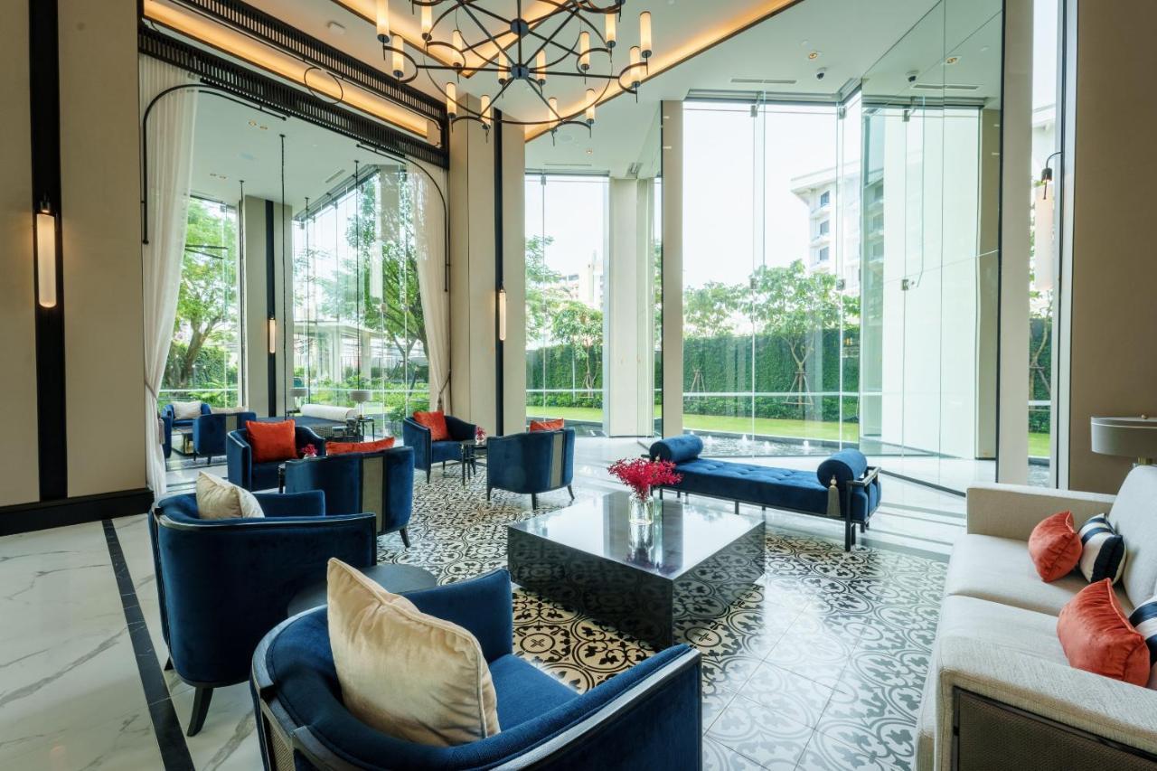 Somerset Патая Екстериор снимка The lobby of the hotel