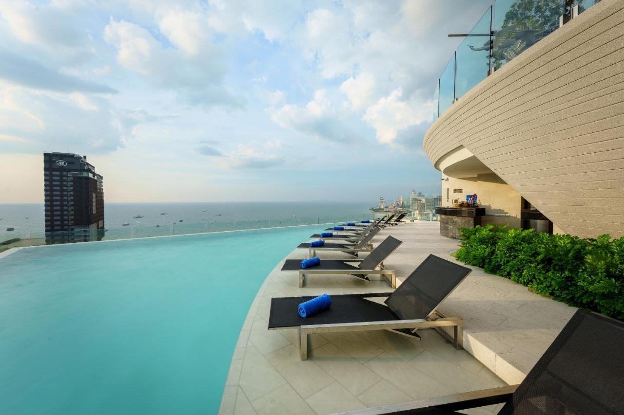 Somerset Патая Екстериор снимка Infinity pool at the 39th floor